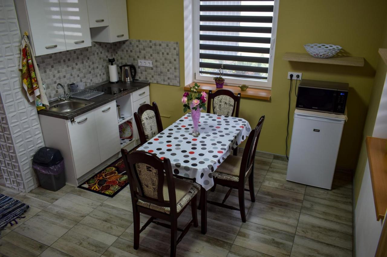 Lux Appartement Maroslele